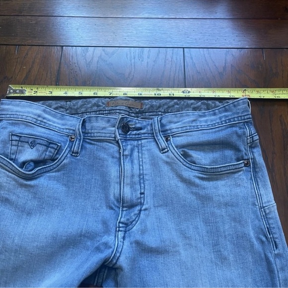 Robert Graham Creed Jeans - Picture 3 of 11